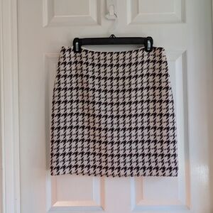 White House Black Market Houndstooth Pencil Skirt - Pink Burgundy Grey Off white